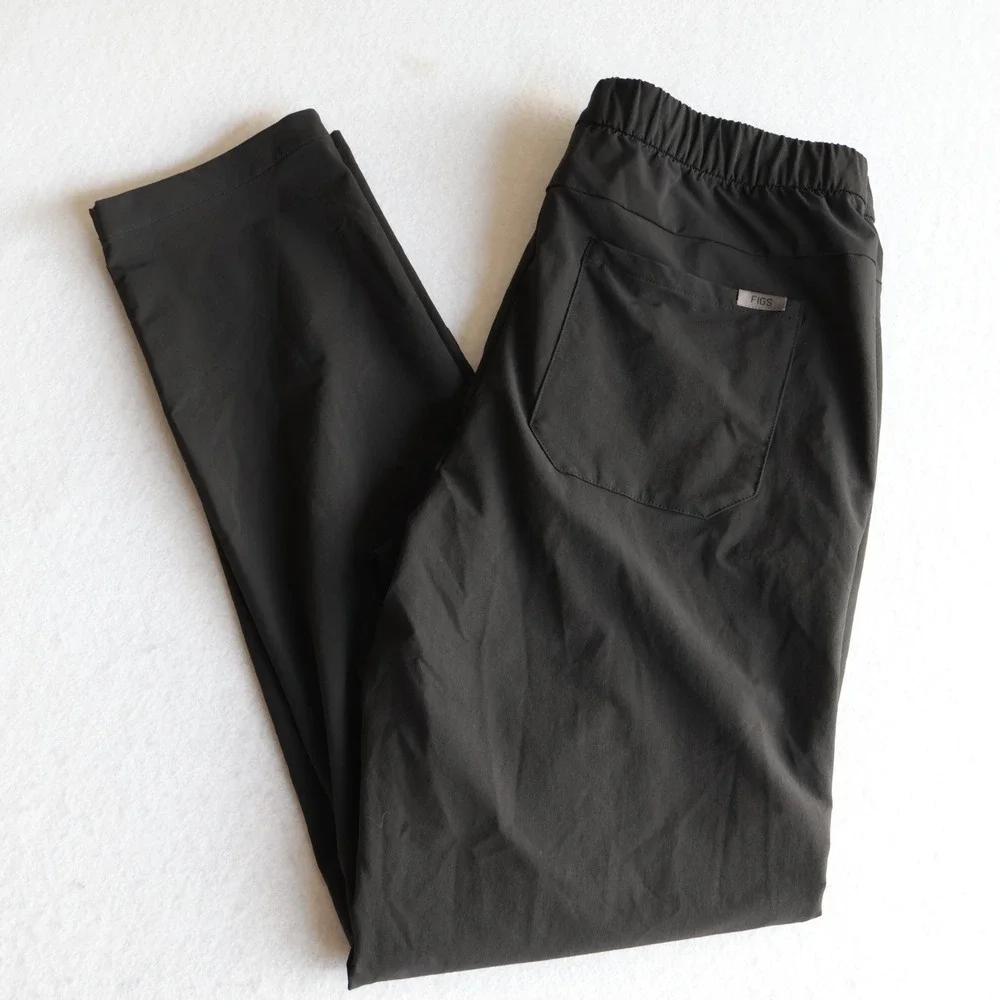 FIGS PRO Technical Scrub Trouser Men Medium Black Performance Straight Leg Pants